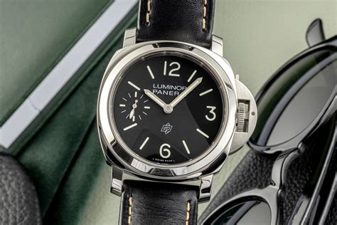 Panerai watches & Luminor to buy pre.